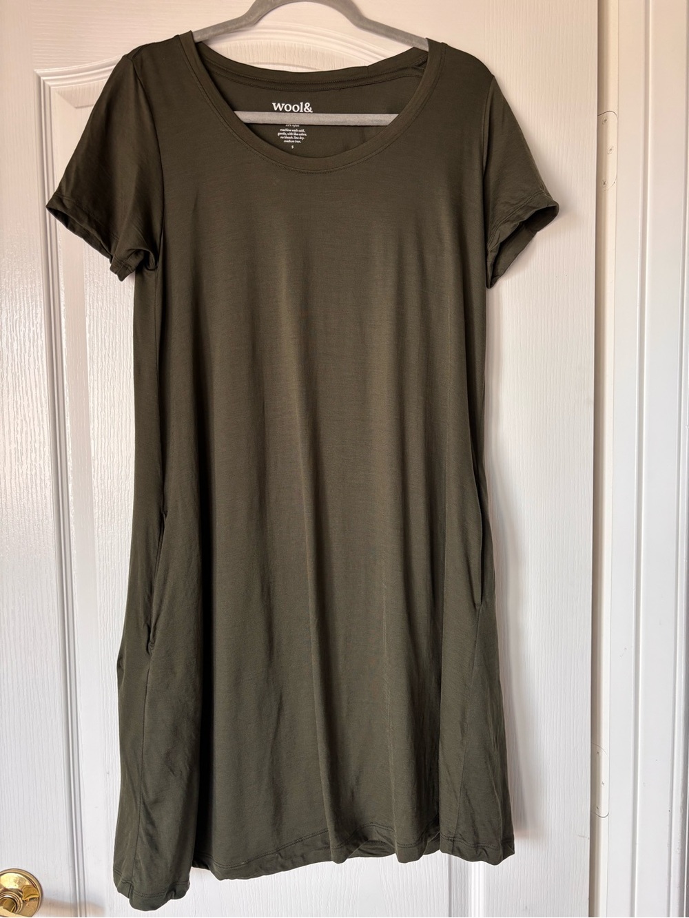 Wool& merino wool maggie swing dress Size Small green T-Shirt Dress